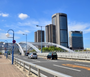大阪市城東区で狭小住宅 設計力で採光を実現 大阪で新築戸建て リフォーム 売買仲介なら しんやま工務店